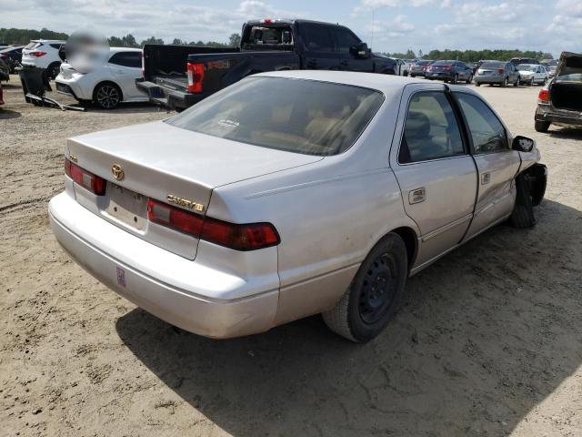 Photo 4 from auction – 1997 TOYOTA CAMRY CE with VIN 4T1BG22K2VU174632