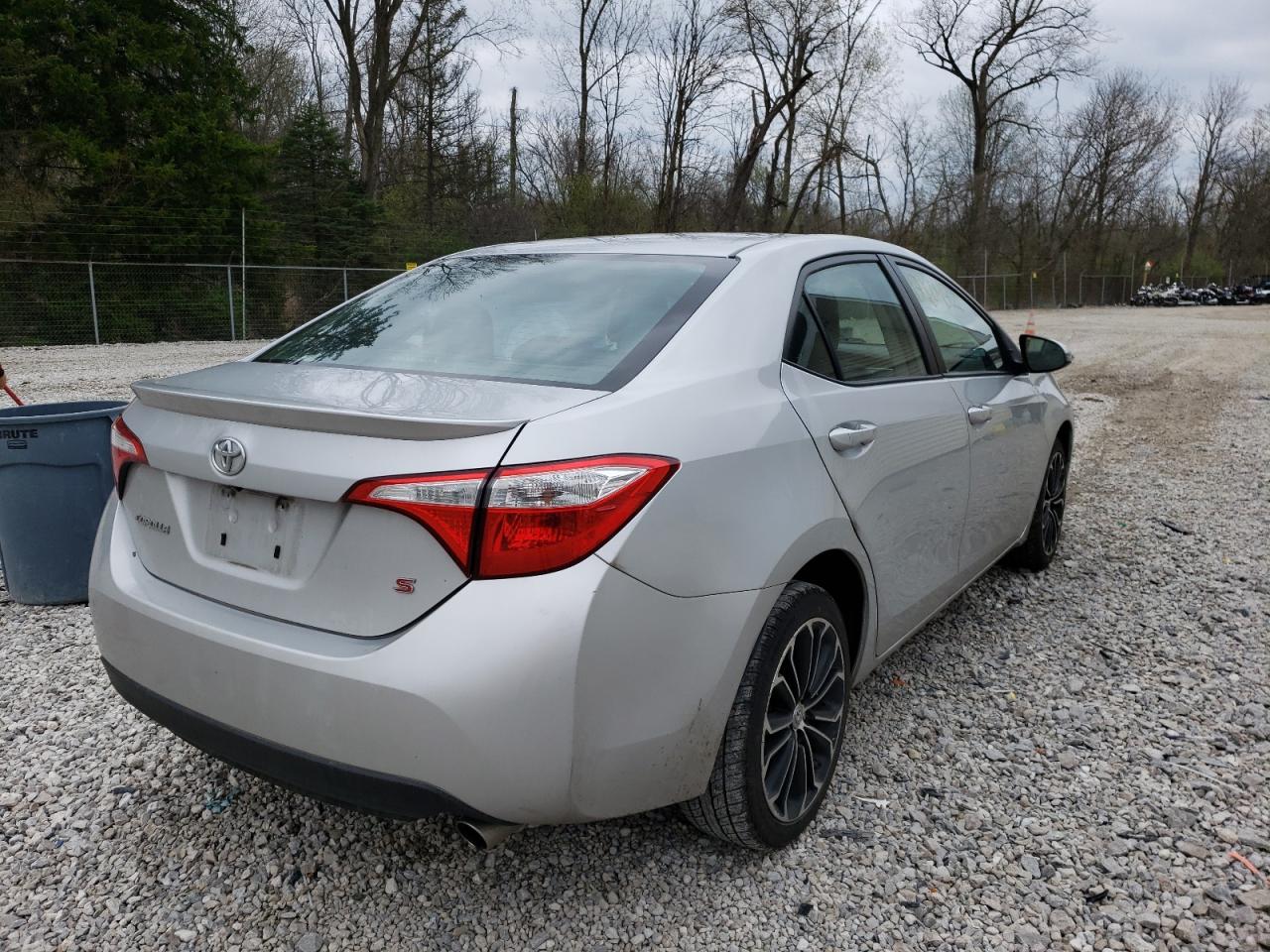 Photo 4 from auction – 2015 TOYOTA COROLLA L with VIN 2T1BURHE5FC463834