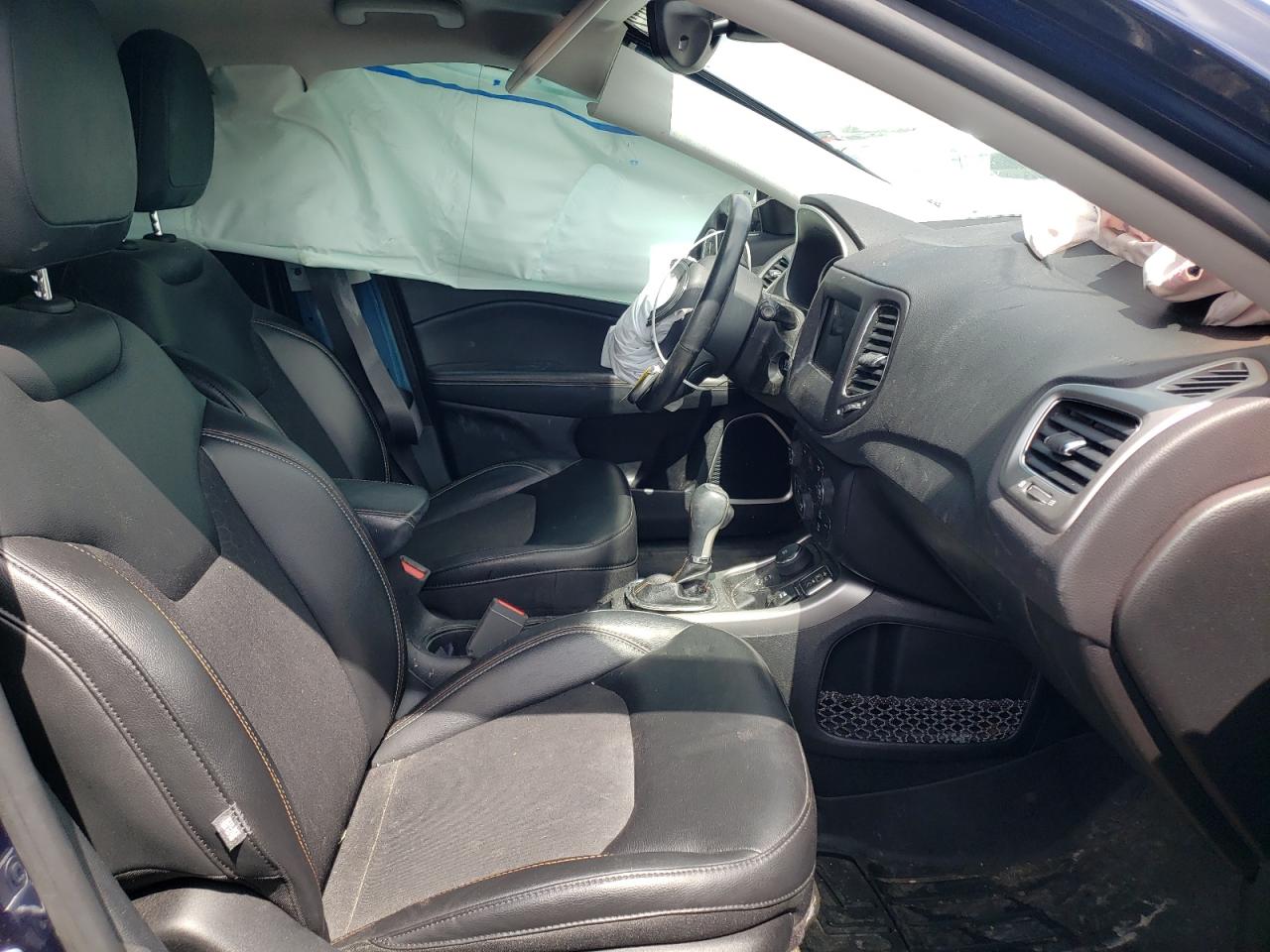 Photo 5 from auction – 2018 JEEP COMPASS LA with VIN 3C4NJDBB2JT308154