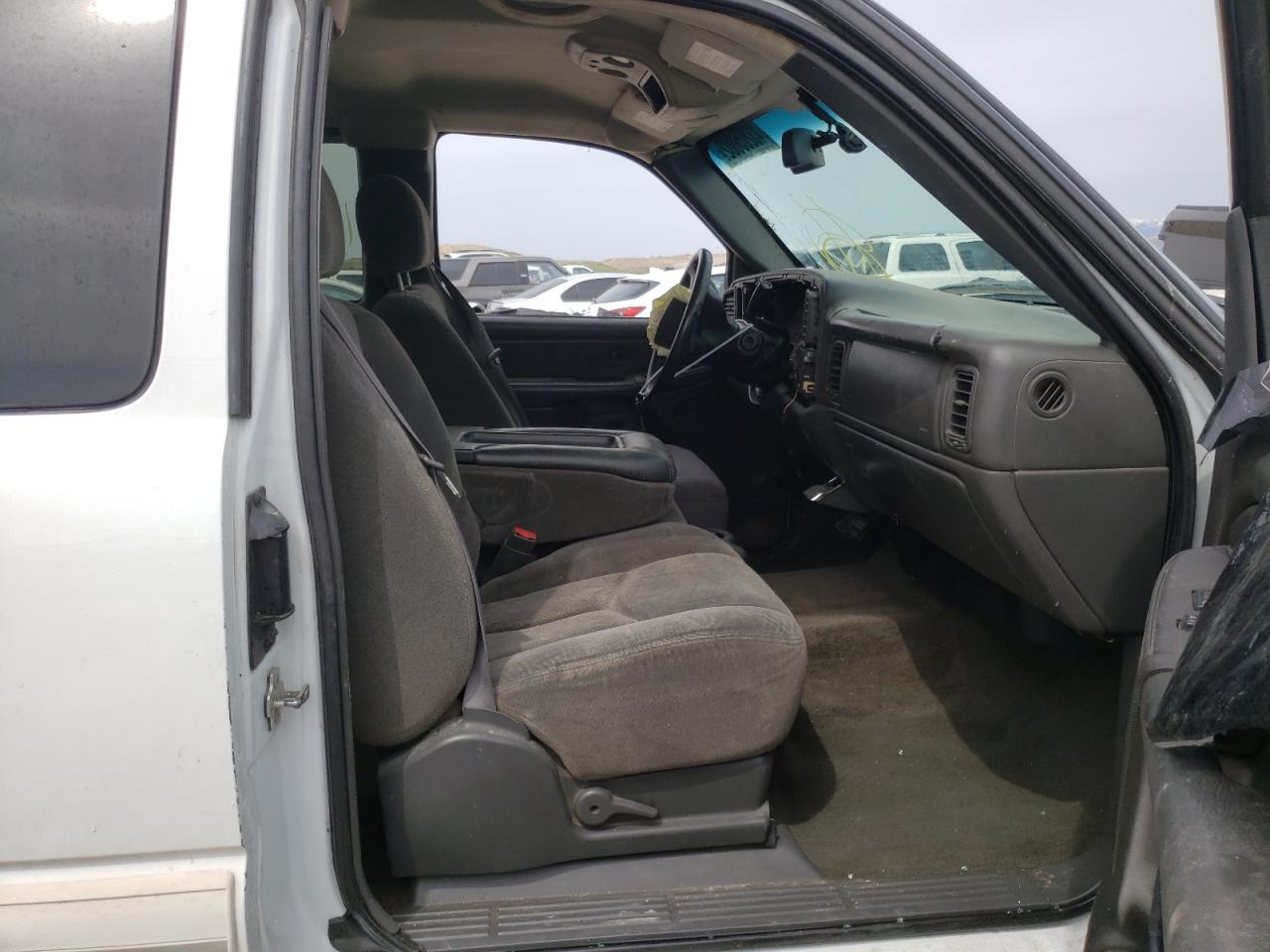 Photo 5 from auction – 2004 CHEVROLET SILVERADO with VIN 2GCEC19TX41294596