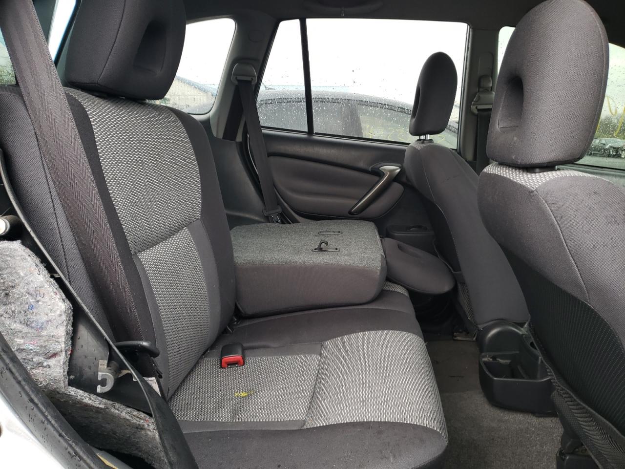 Photo 6 from auction – 2004 TOYOTA RAV4 with VIN JTEHD20V846018016