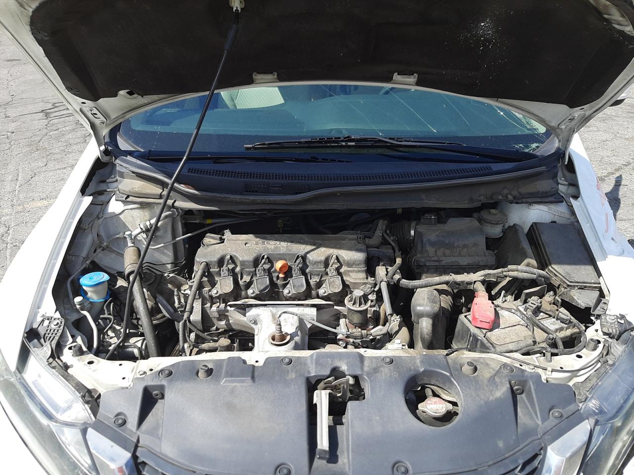 Photo 7 from auction – 2014 HONDA CIVIC LX with VIN 19XFB2F55EE263991