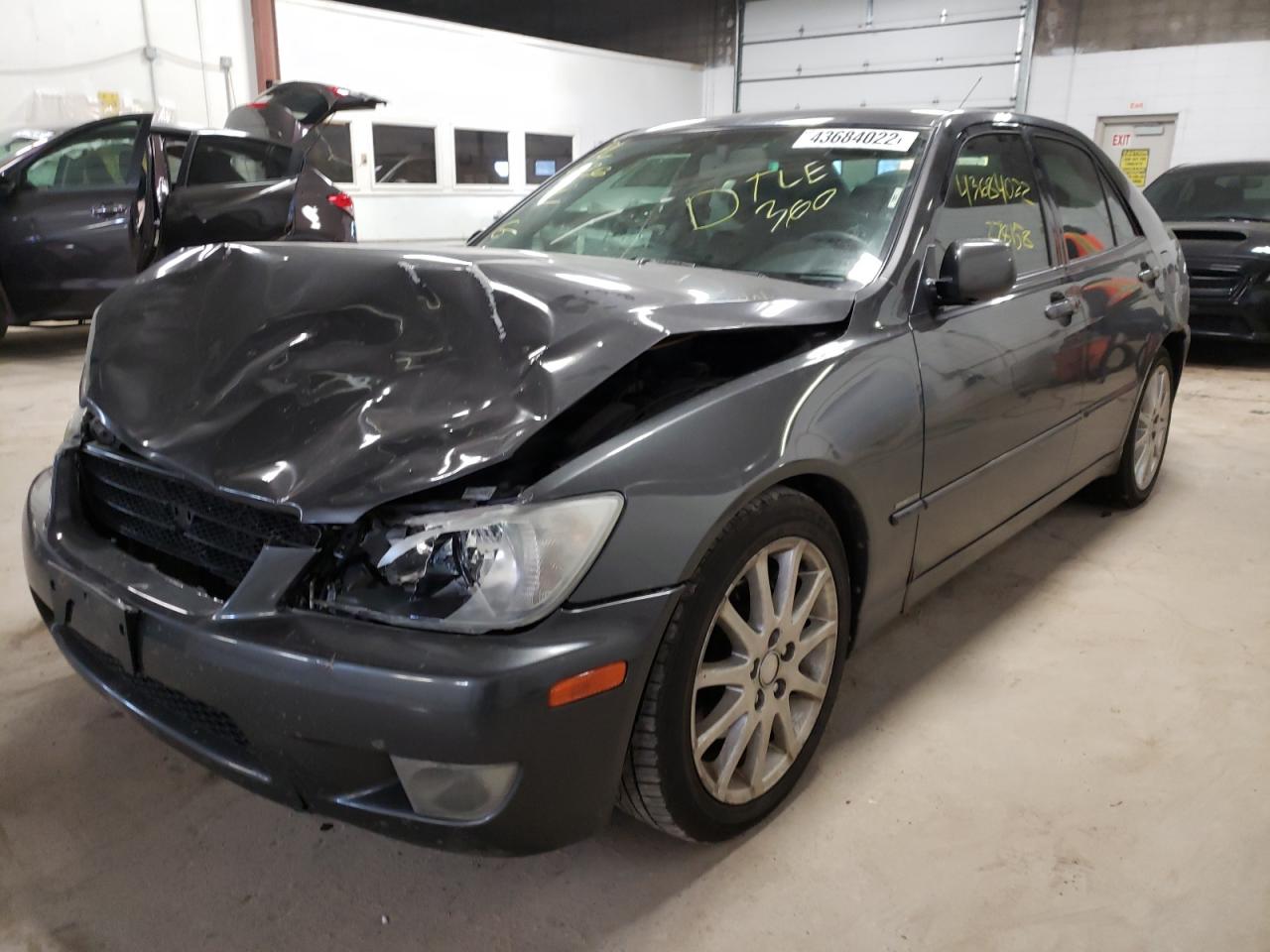 Photo 2 from auction – 2003 LEXUS IS 300 with VIN JTHBD192530079918