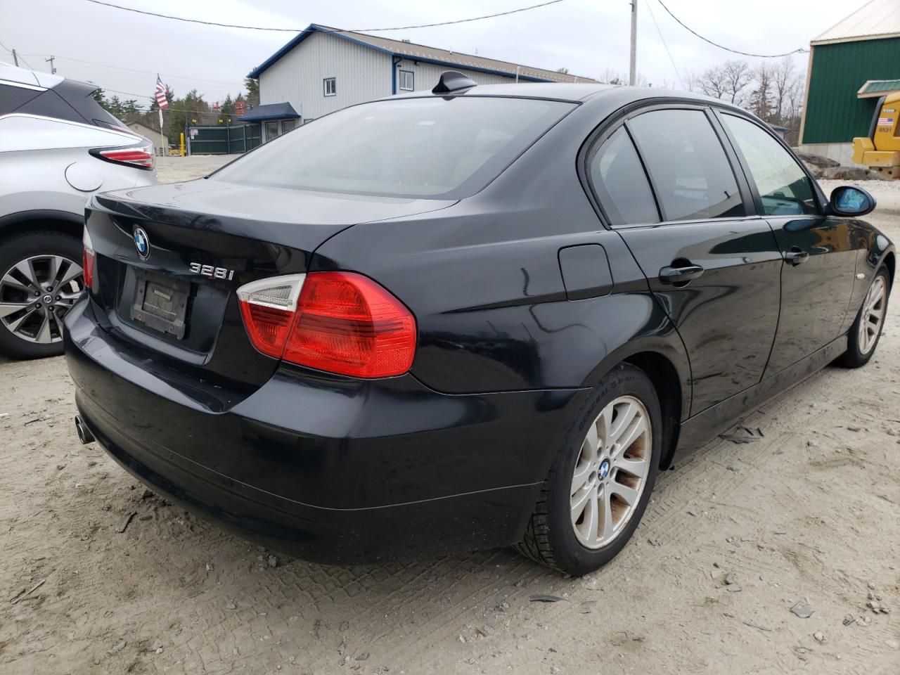 Photo 4 from auction – 2007 BMW 328 I with VIN WBAVA37587NE28577