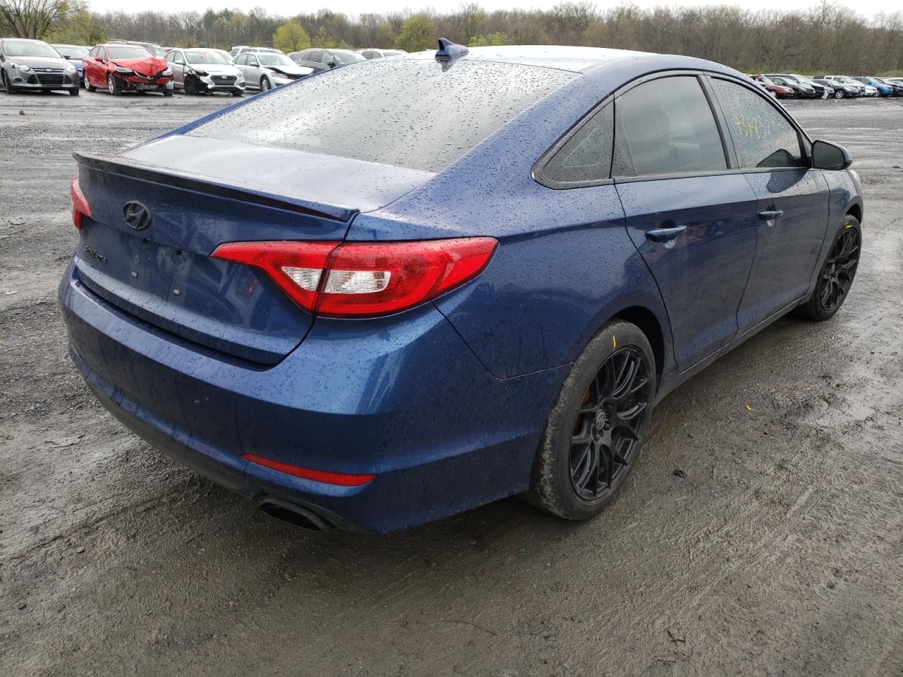 Photo 4 from auction – 2016 HYUNDAI SONATA SE with VIN 5NPE24AF1GH339552