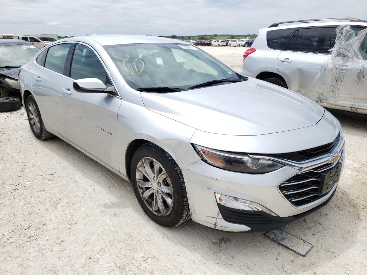 Photo 1 from auction – 2020 CHEVROLET MALIBU LT with VIN 1G1ZD5ST6LF094069