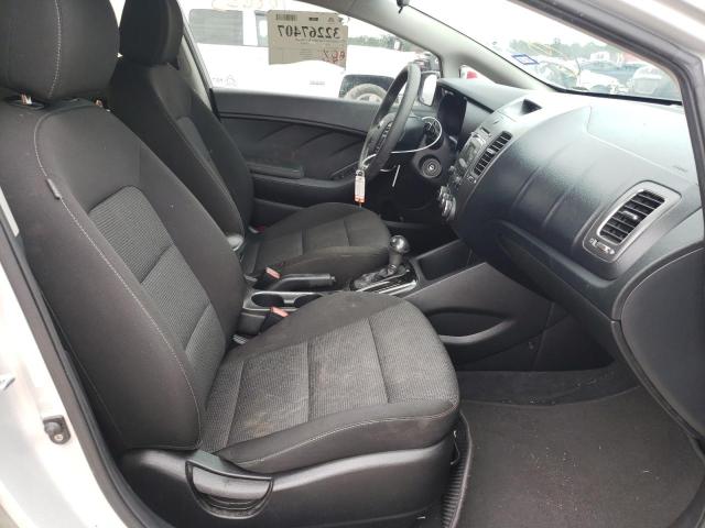 Photo 5 from auction – 2018 KIA FORTE LX with VIN 3KPFK4A75JE238538