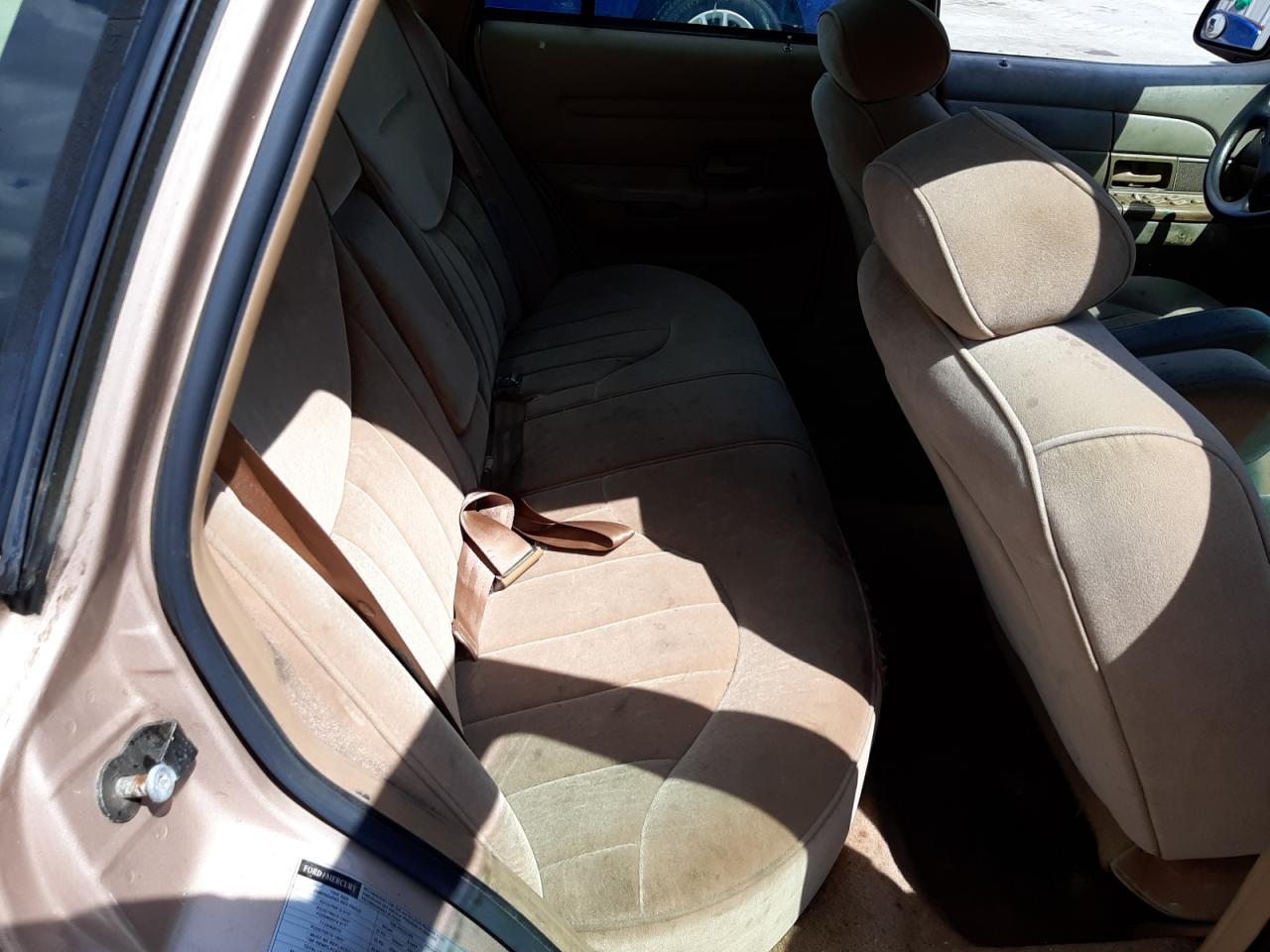 Photo 6 from auction – 1996 FORD CROWN VICT with VIN 2FALP7368TX100182