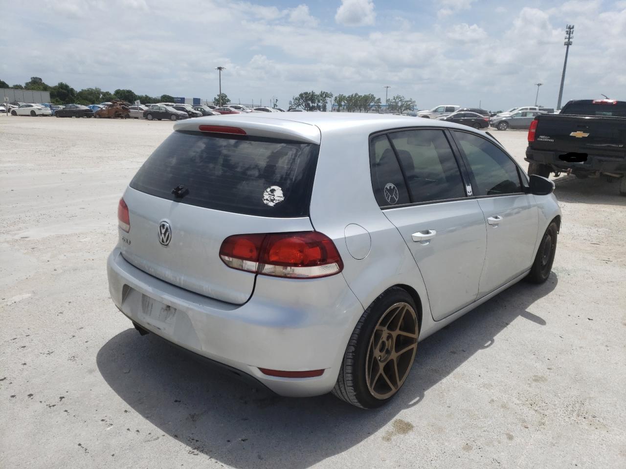 Photo 4 from auction – 2013 VOLKSWAGEN GOLF with VIN WVWDB7AJ2DW127461