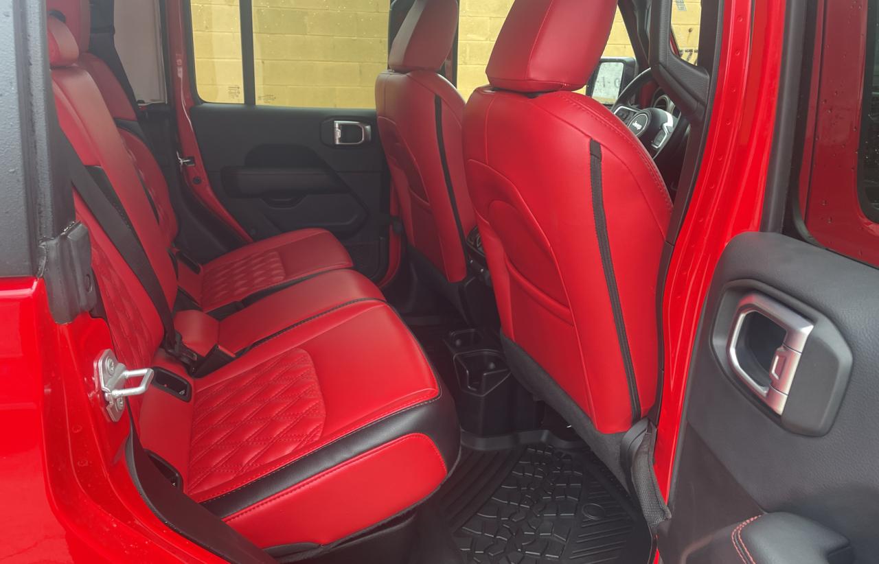 Photo 6 from auction – 2020 JEEP GLADIATOR with VIN 1C6HJTAG8LL126100