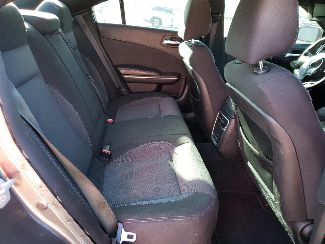 Photo 6 from auction – 2015 DODGE CHARGER SE with VIN 2C3CDXBG6FH729603