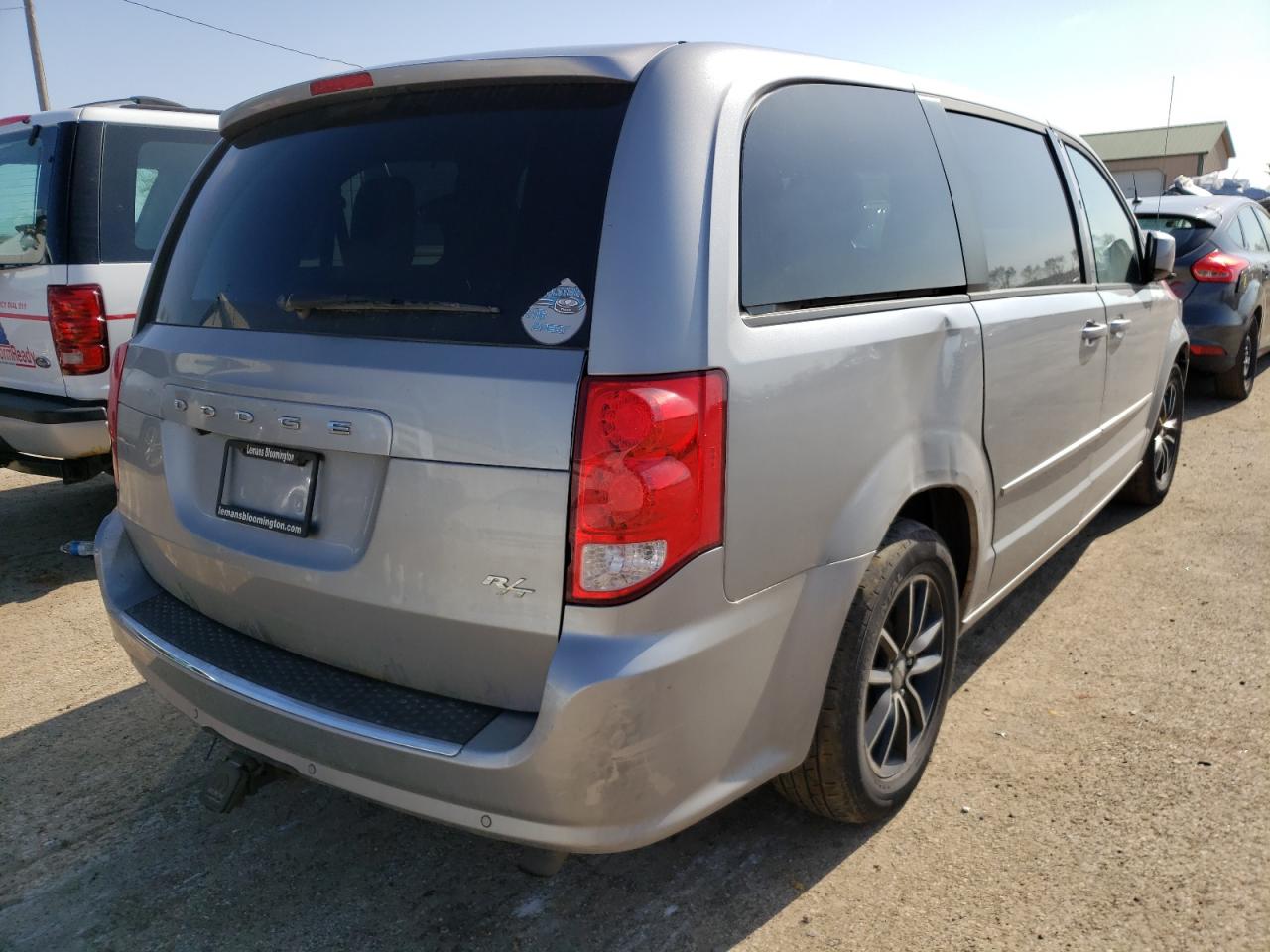 Photo 4 from auction – 2015 DODGE GRAND CARA with VIN 2C4RDGEG0FR667692