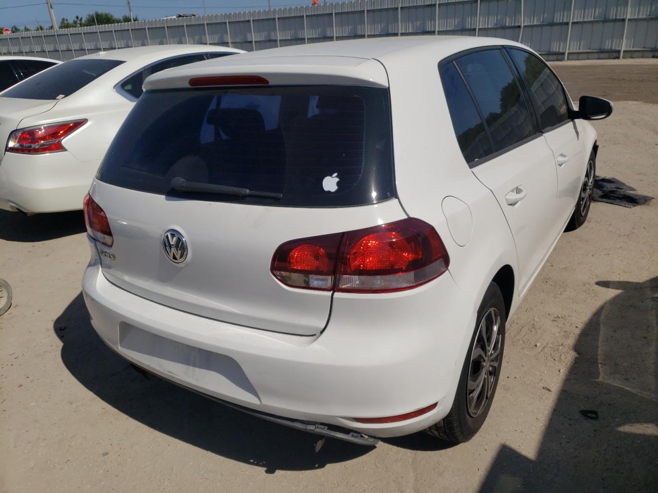 Photo 4 from auction – 2010 VOLKSWAGEN GOLF with VIN WVWDA7AJ1AW095889