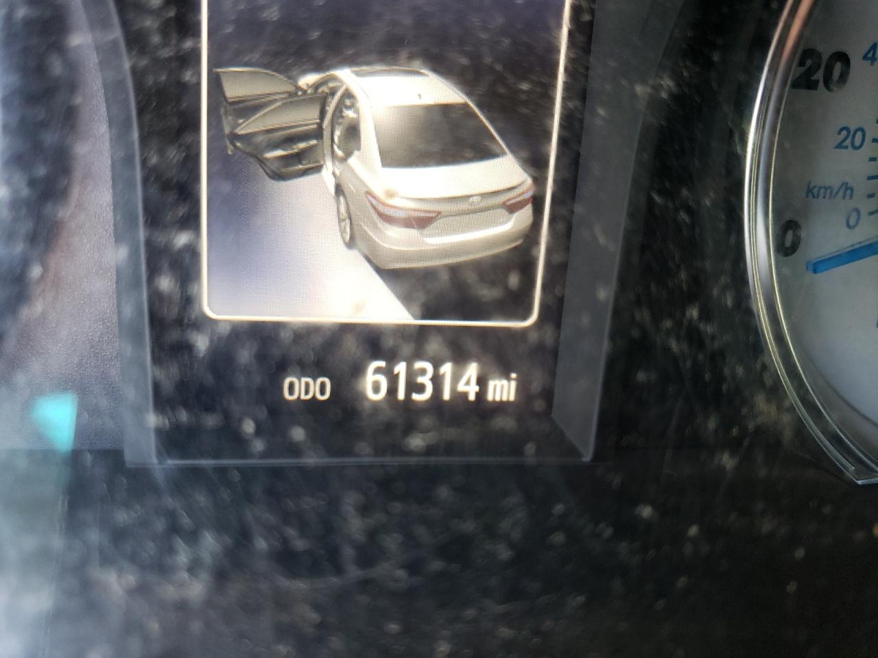 Photo 8 from auction – 2016 TOYOTA CAMRY LE with VIN 4T1BF1FKXGU155224