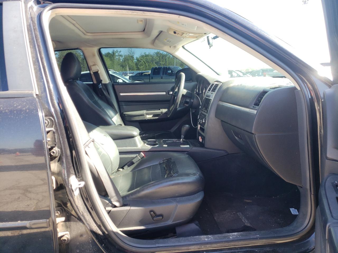 Photo 5 from auction – 2010 DODGE CHARGER RA with VIN 2B3CA9CV2AH316696