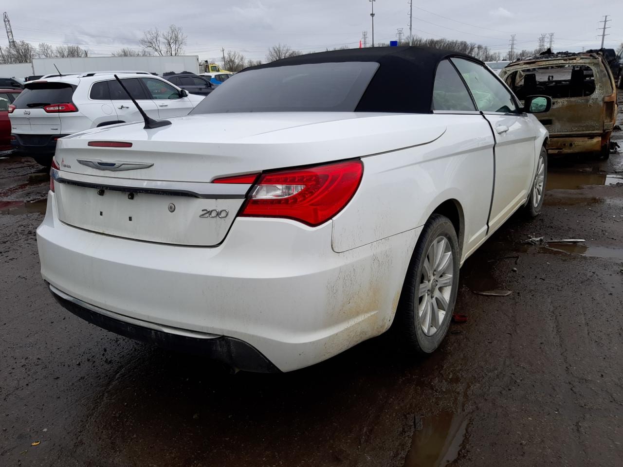 Photo 4 from auction – 2012 CHRYSLER 200 TOURIN with VIN 1C3BCBEB6CN233284