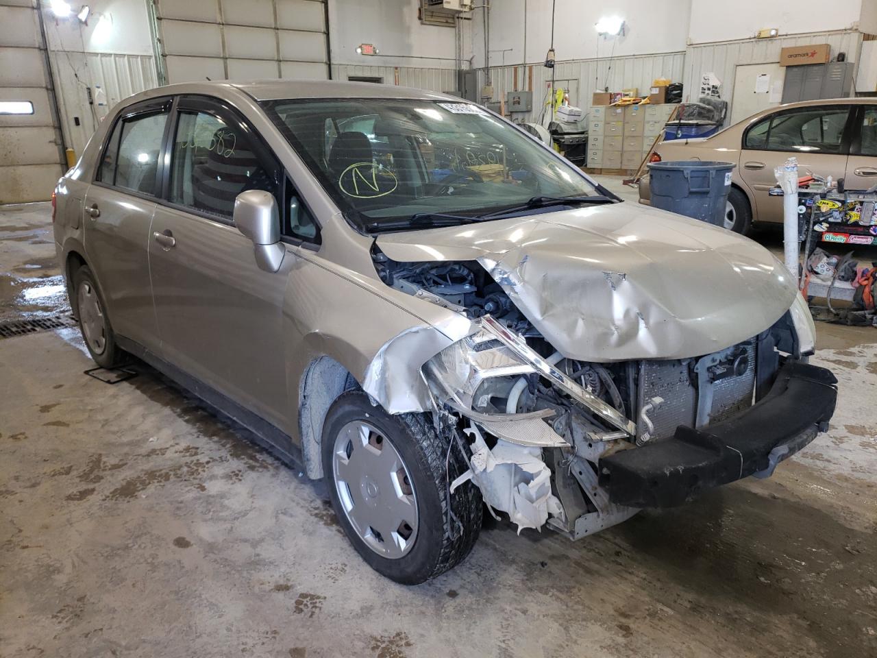 NISSAN VERSA S 2009 with VIN 3N1BC11E69L386989 - Photo from auction