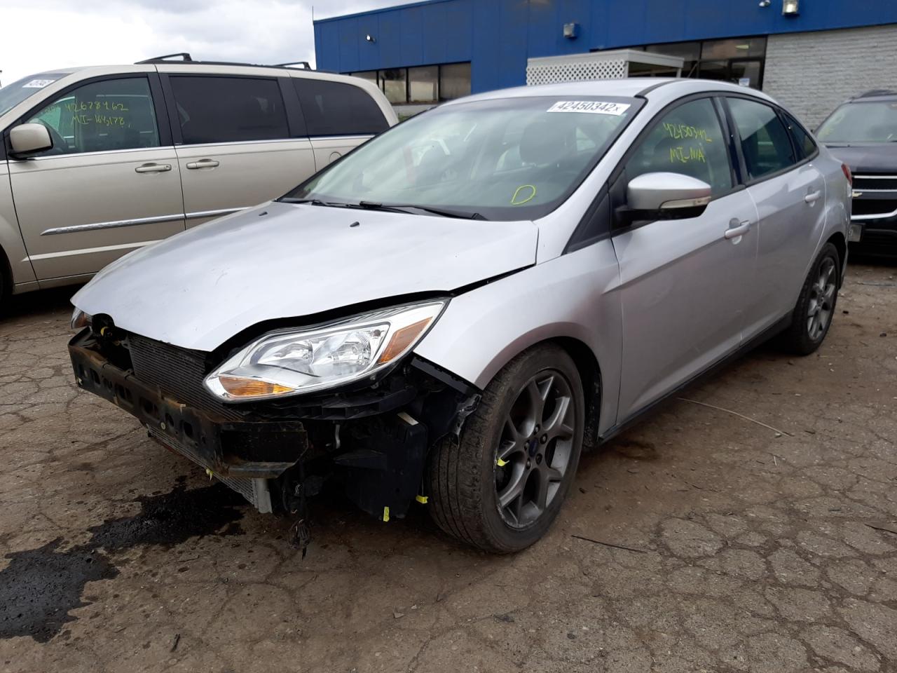 Photo 2 from auction – 2014 FORD FOCUS SE with VIN 1FADP3F2XEL429228
