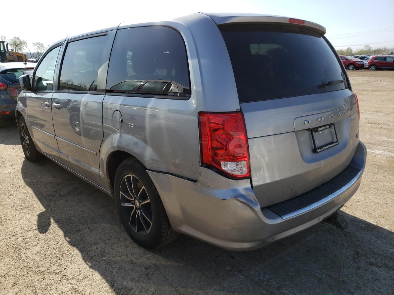 Photo 3 from auction – 2015 DODGE GRAND CARA with VIN 2C4RDGEG0FR667692