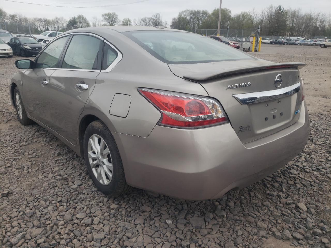 Photo 3 from auction – 2014 NISSAN ALTIMA 2.5 with VIN 1N4AL3AP0EC177894