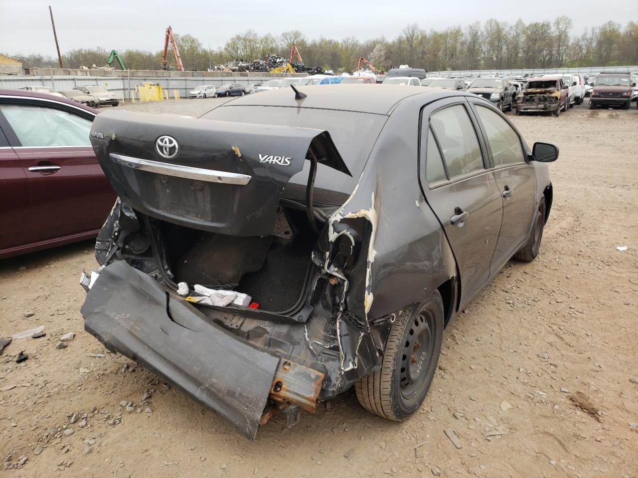 Photo 4 from auction – 2007 TOYOTA YARIS with VIN JTDBT923771024375