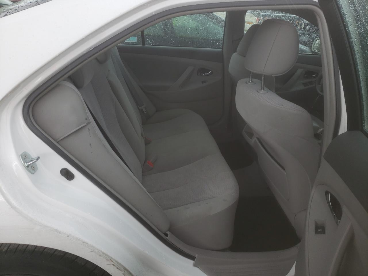 Photo 6 from auction – 2011 TOYOTA CAMRY BASE with VIN 4T4BF3EK0BR214096