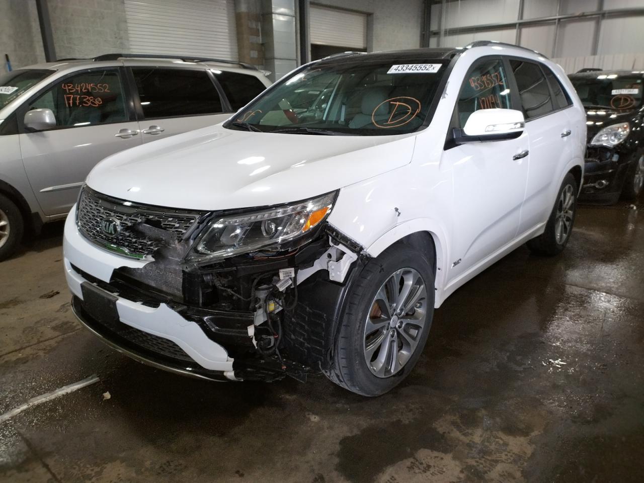 Photo 14 from auction – 2014 KIA SORENTO SX with VIN 5XYKWDA70EG529332