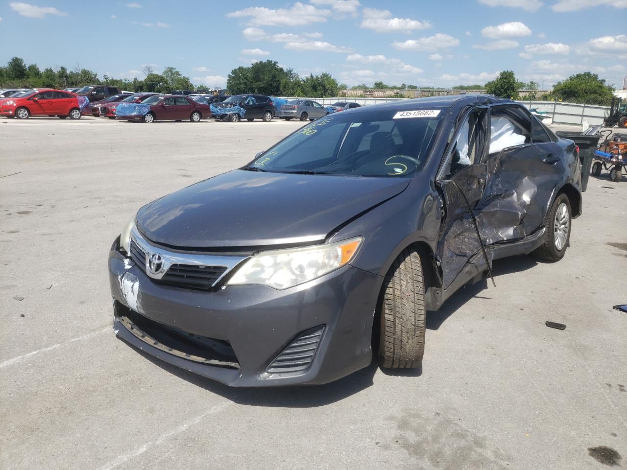 Photo 2 from auction – 2014 TOYOTA CAMRY L with VIN 4T1BF1FKXEU779506