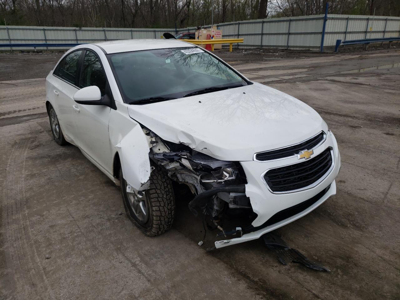 CHEVROLET CRUZE LT 2015 with VIN 1G1PC5SB1F7203327 - Photo from auction