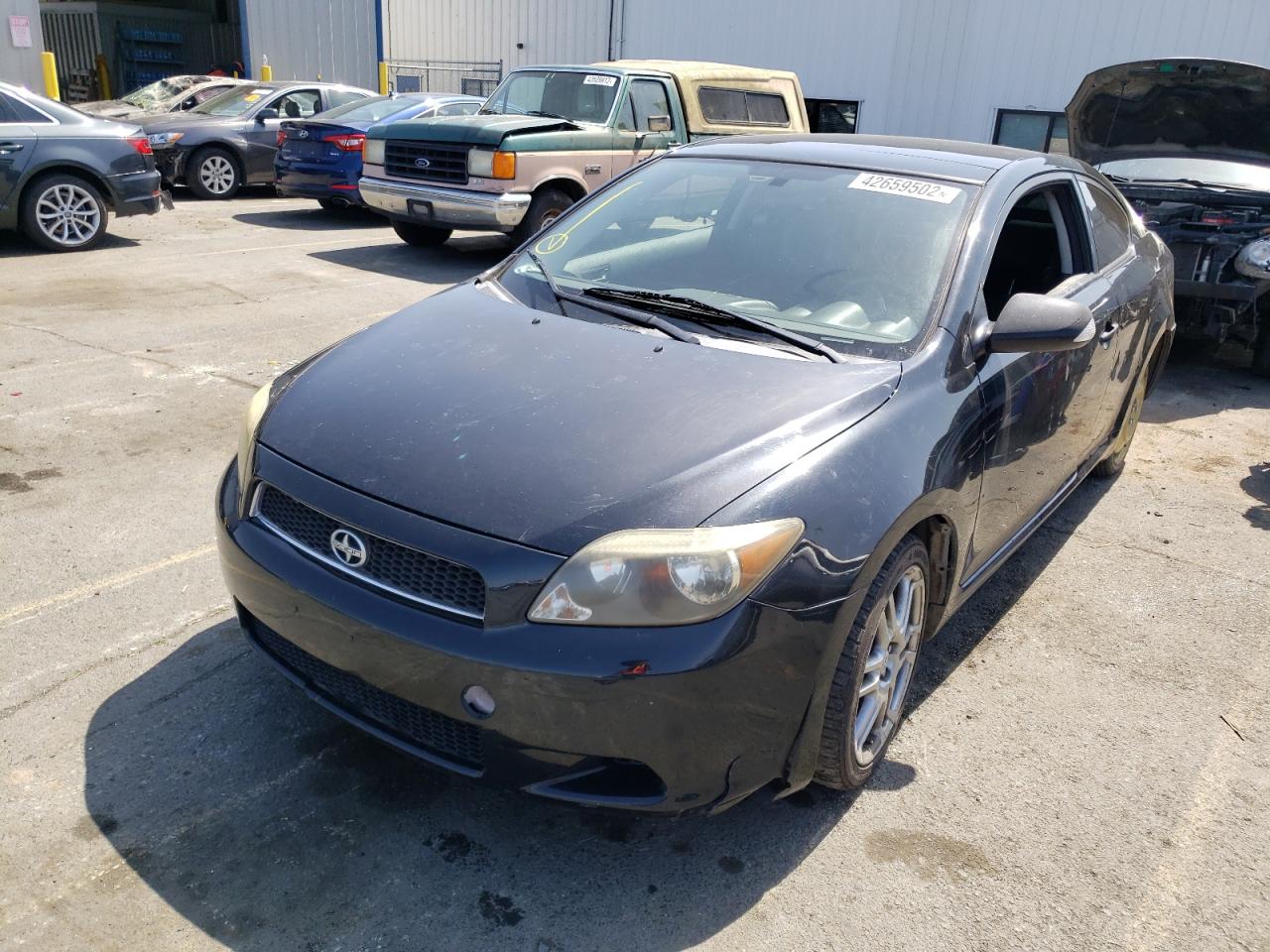 Photo 2 from auction – 2006 TOYOTA SCION TC with VIN JTKDE177360141223