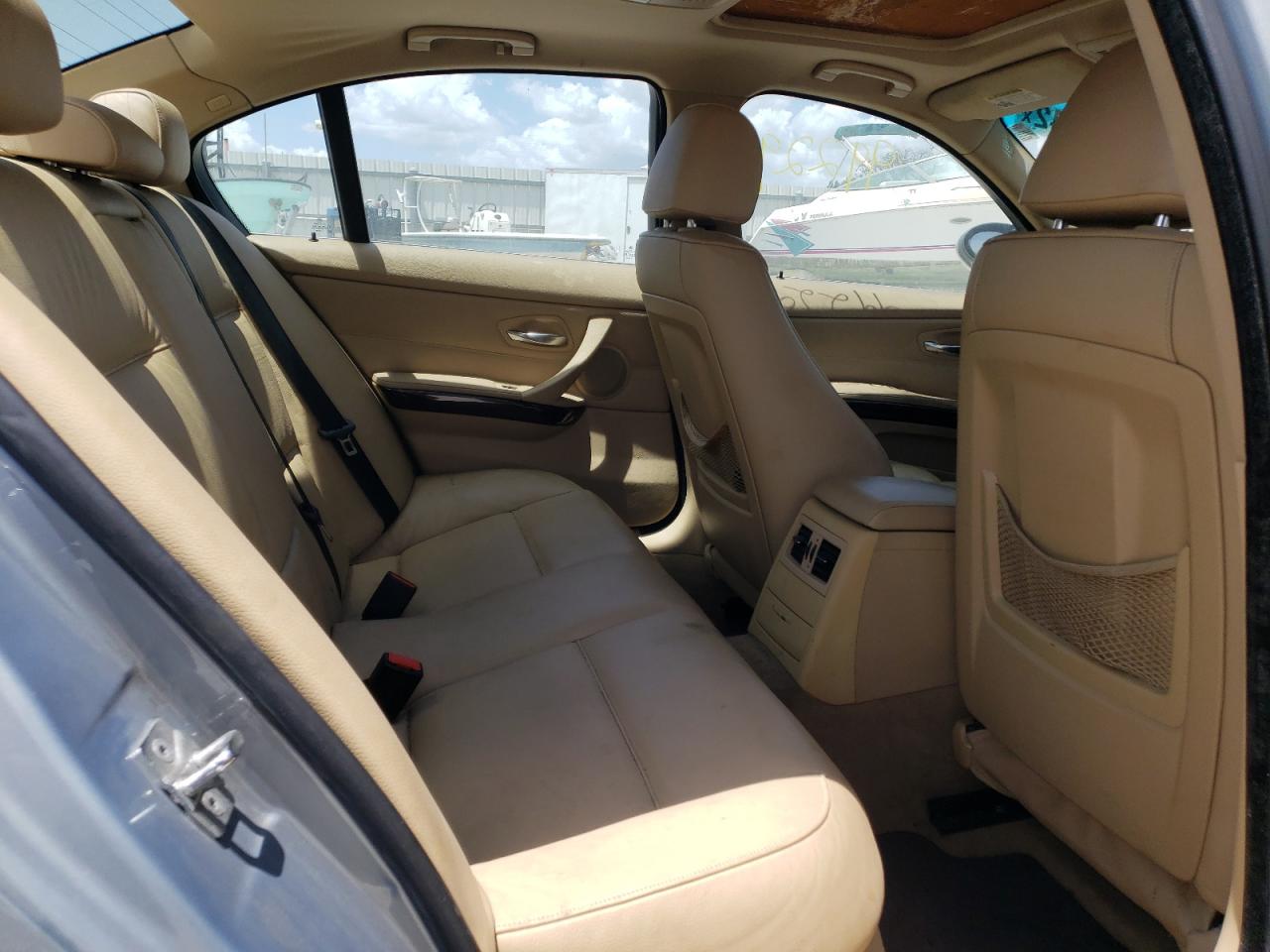Photo 6 from auction – 2006 BMW 330 I with VIN WBAVB335X6KR76306