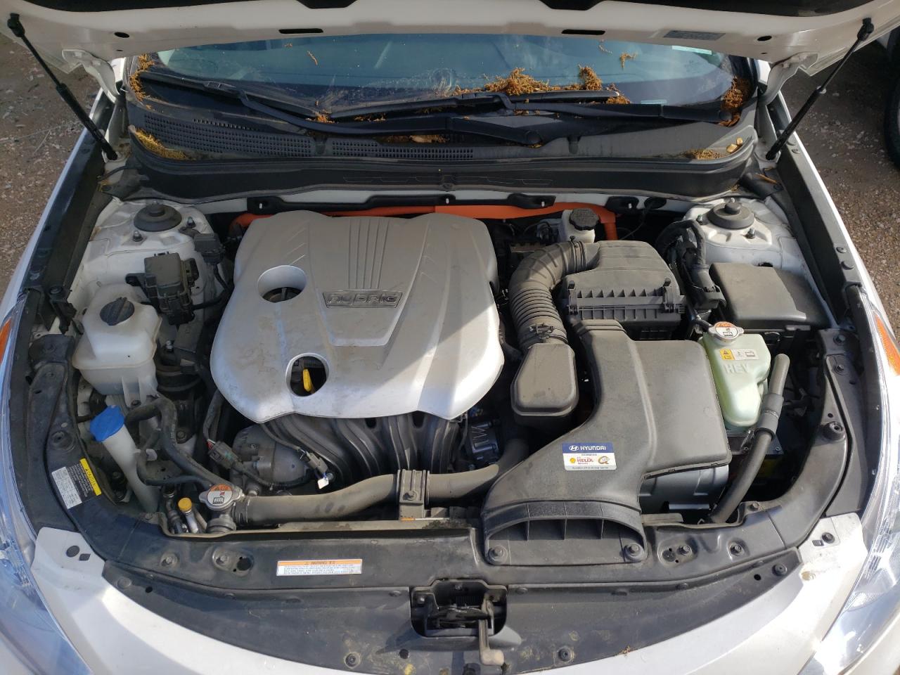 Photo 7 from auction – 2012 HYUNDAI SONATA HYB with VIN KMHEC4A49CA059919