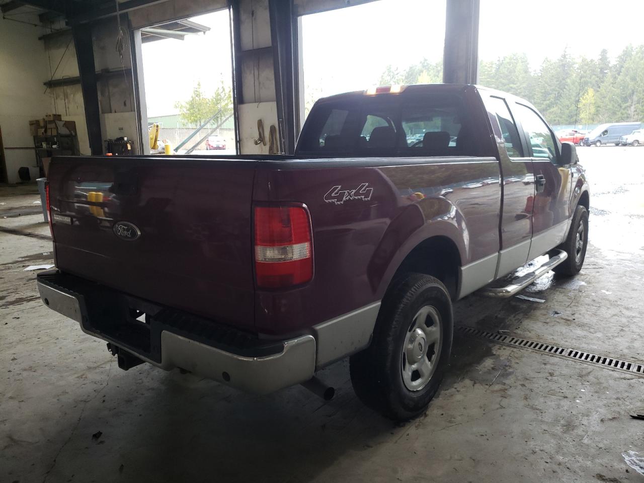 Photo 4 from auction – 2006 FORD F150 with VIN 1FTPX14586NA05481