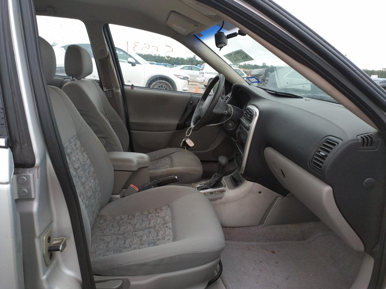 Photo 5 from auction – 2004 SATURN L300 LEVEL with VIN 1G8JC54F54Y507436