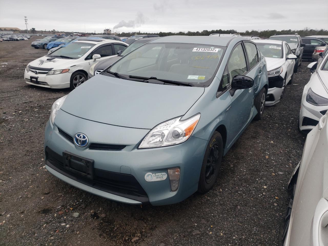 Photo 2 from auction – 2015 TOYOTA PRIUS with VIN JTDKN3DUXF2002988