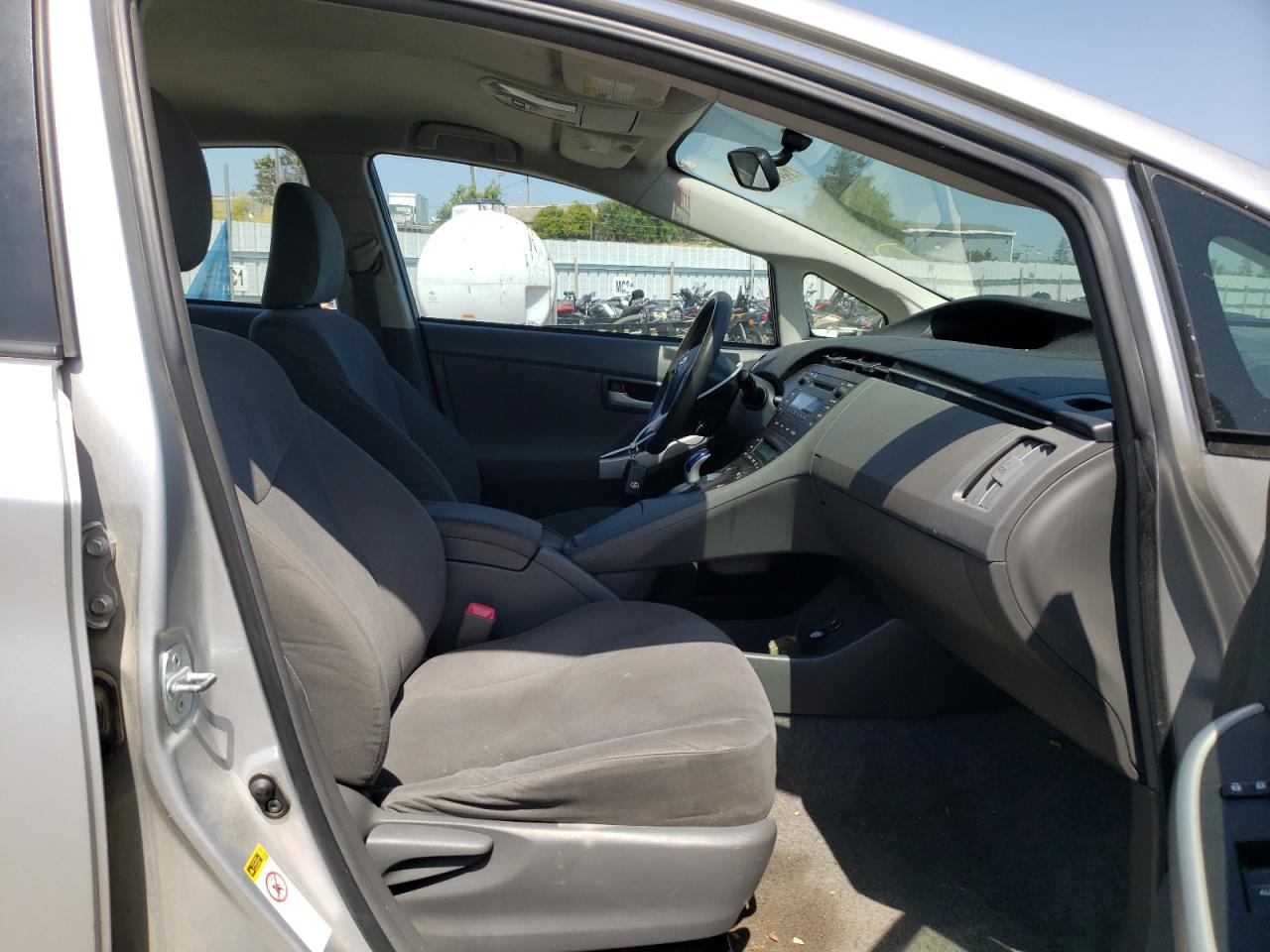 Photo 5 from auction – 2010 TOYOTA PRIUS with VIN JTDKN3DU1A1179184