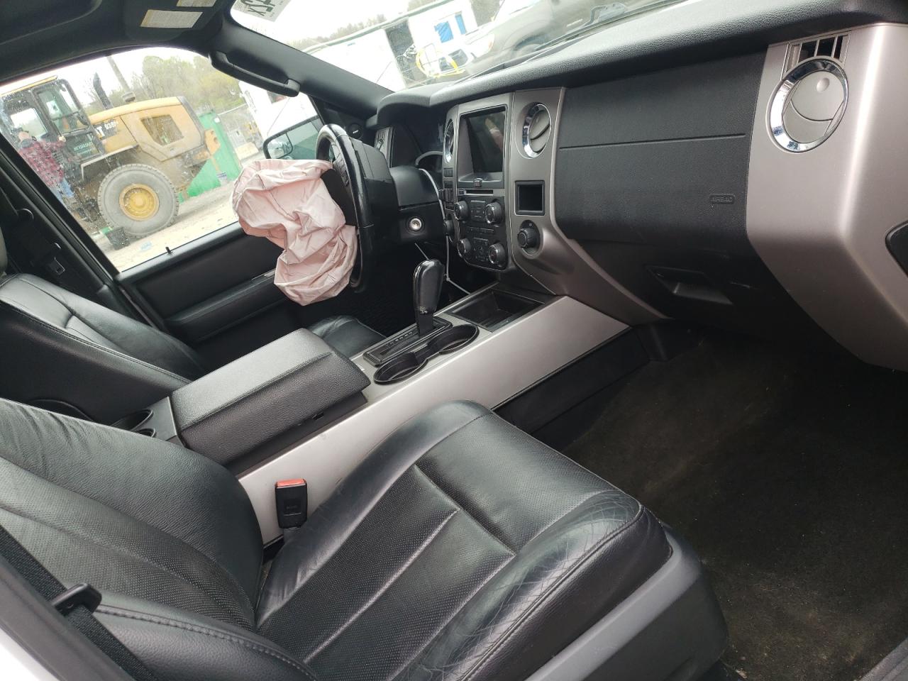 Photo 5 from auction – 2017 FORD EXPEDITION with VIN 1FMJU1JT2HEA15214