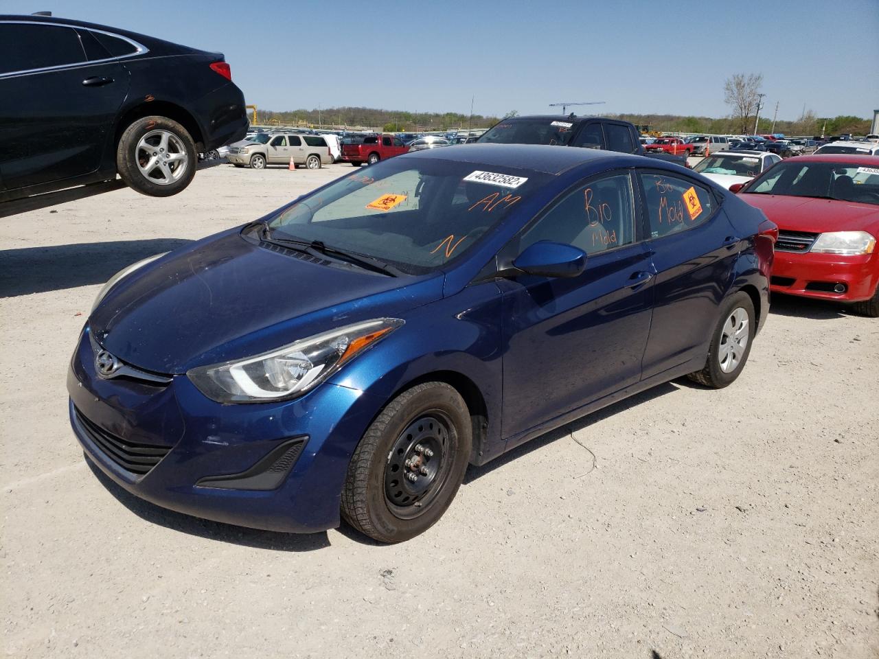 Photo 2 from auction – 2016 HYUNDAI ELANTRA SE with VIN 5NPDH4AE0GH712081