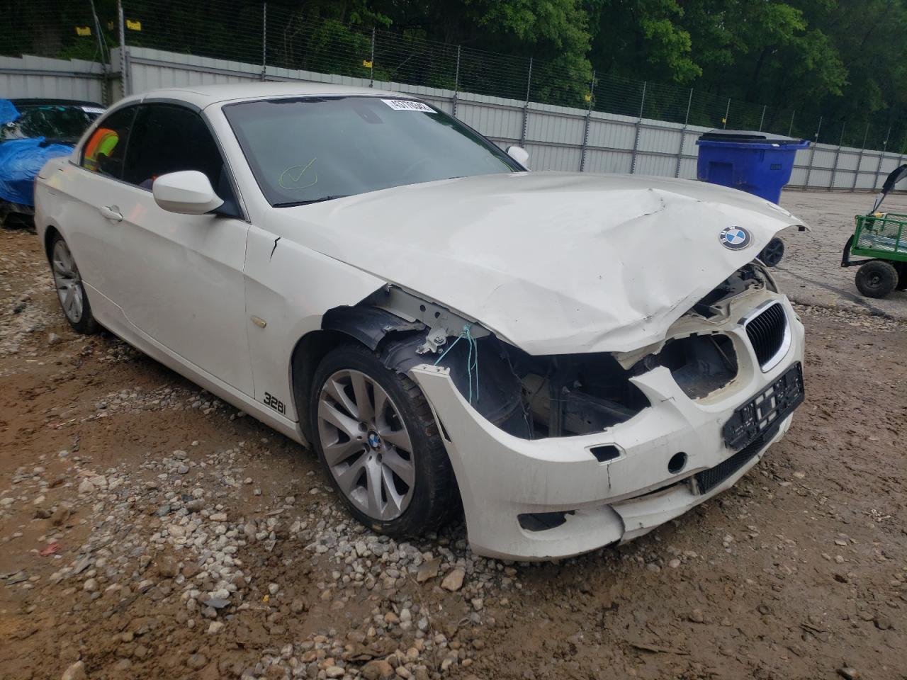 BMW 328 I 2011 with VIN WBADW3C55BE439447 - Photo from auction