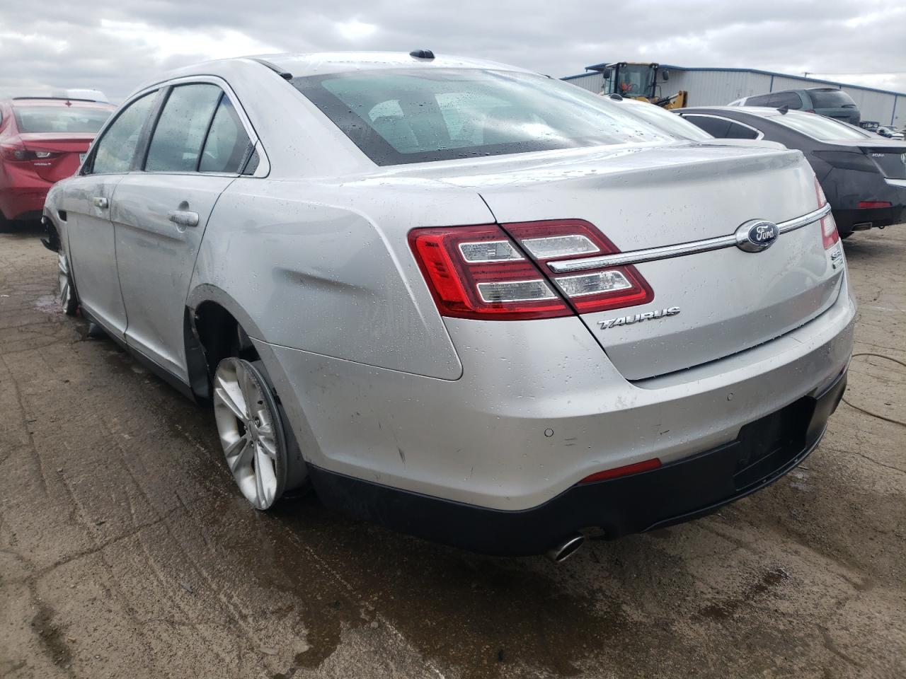 Photo 3 from auction – 2014 FORD TAURUS SEL with VIN 1FAHP2H89EG169765