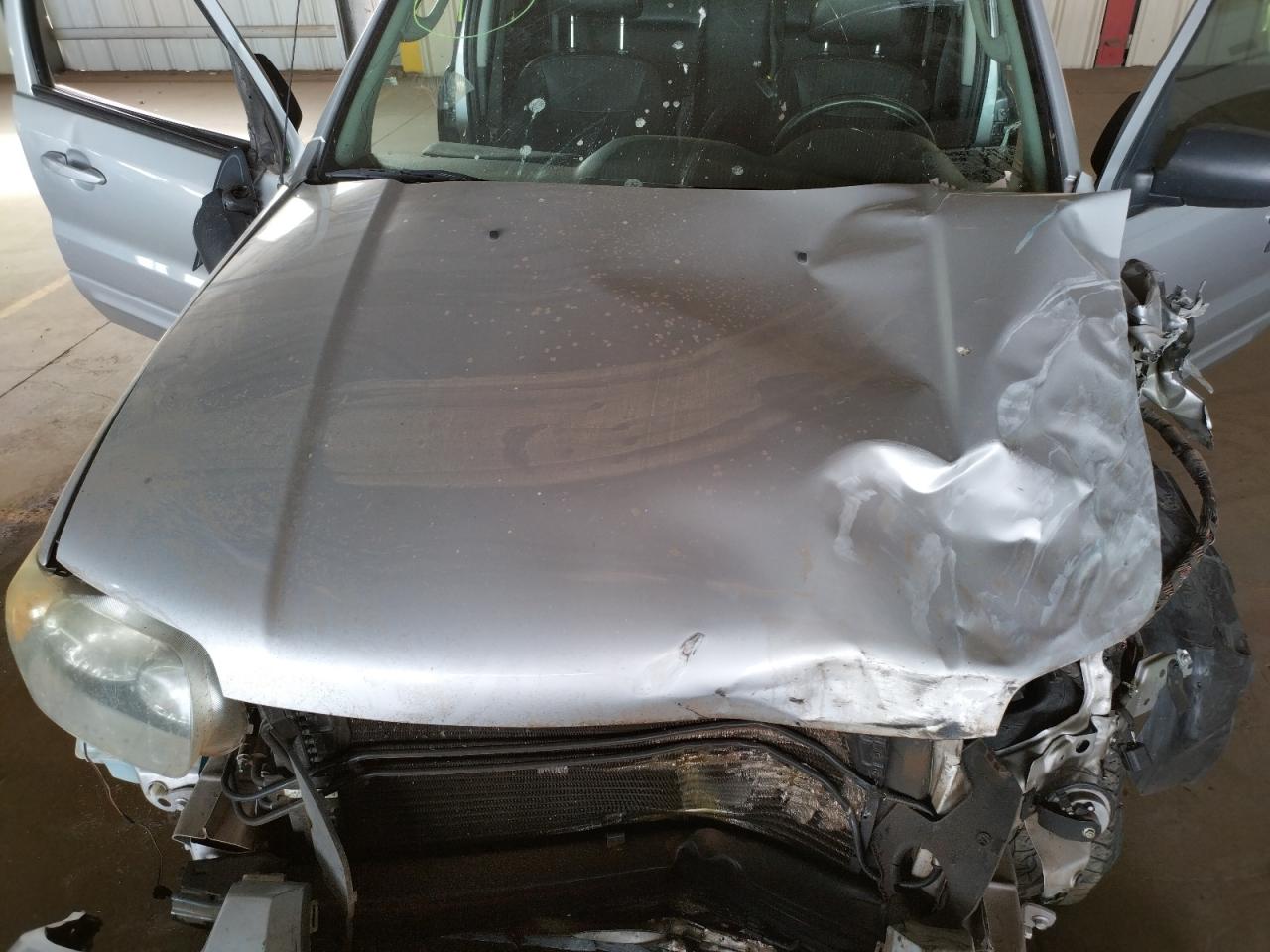Photo 7 from auction – 2007 FORD ESCAPE LIM with VIN 1FMCU04117KA43955