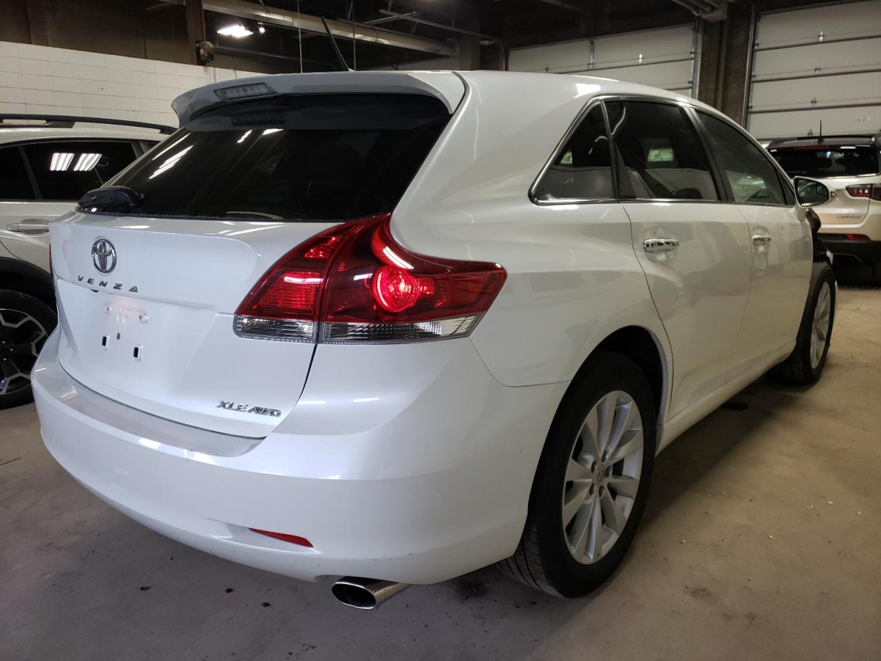 Photo 4 from auction – 2013 TOYOTA VENZA LE with VIN 4T3BA3BB4DU036992