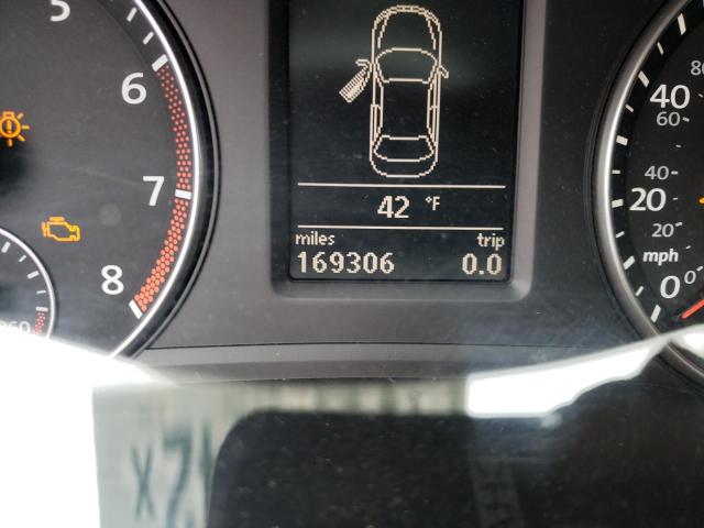 Photo 8 from auction – 2012 VOLKSWAGEN PASSAT SE with VIN 1VWBH7A37CC030387