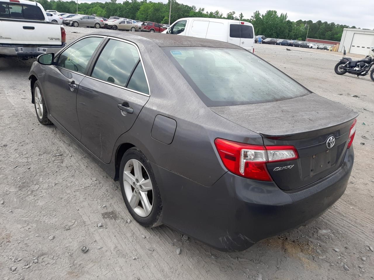 Photo 3 from auction – 2014 TOYOTA CAMRY L with VIN 4T1BF1FK8EU402544