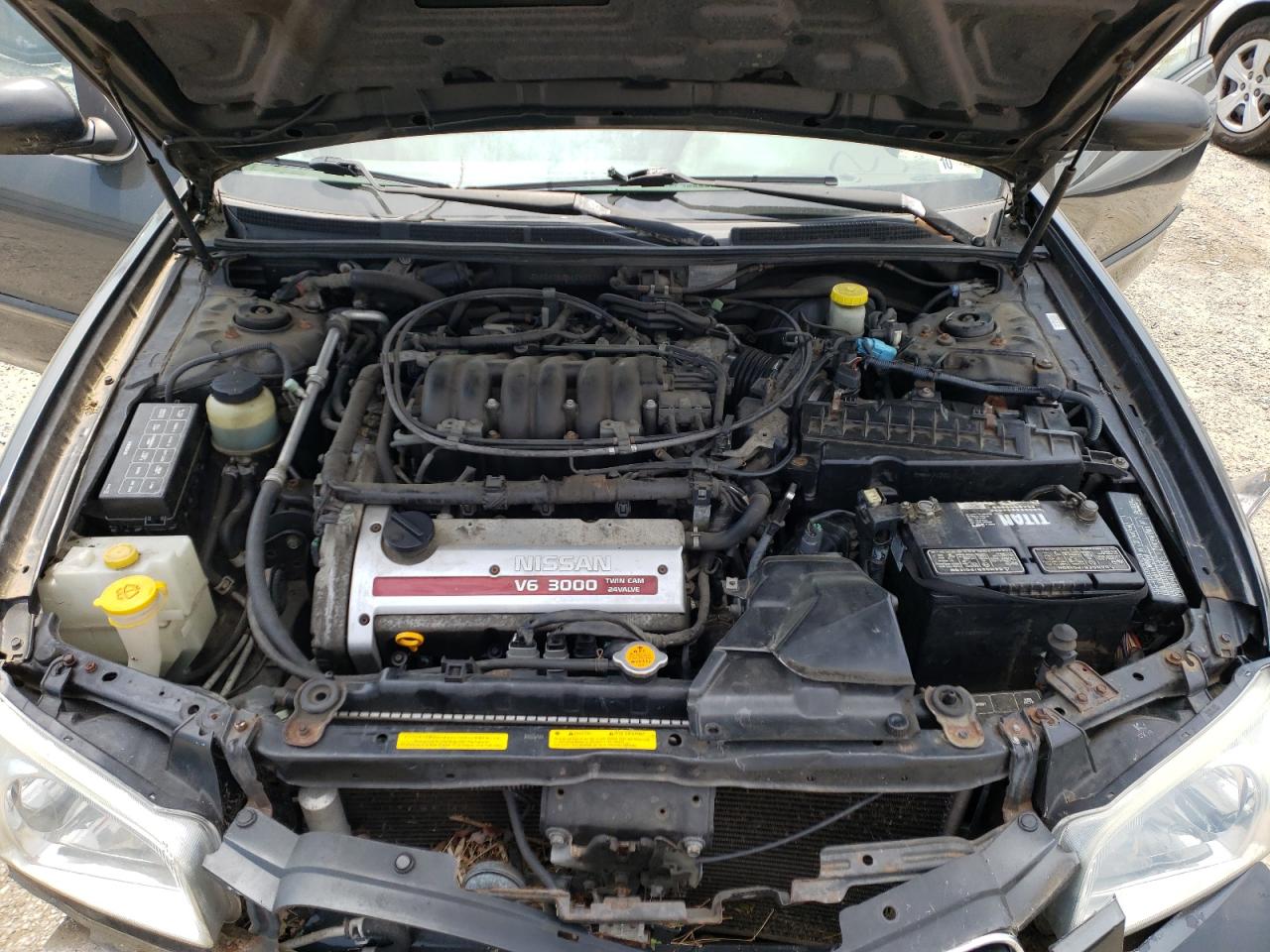 Photo 7 from auction – 2001 NISSAN MAXIMA GXE with VIN JN1CA31A61T105390
