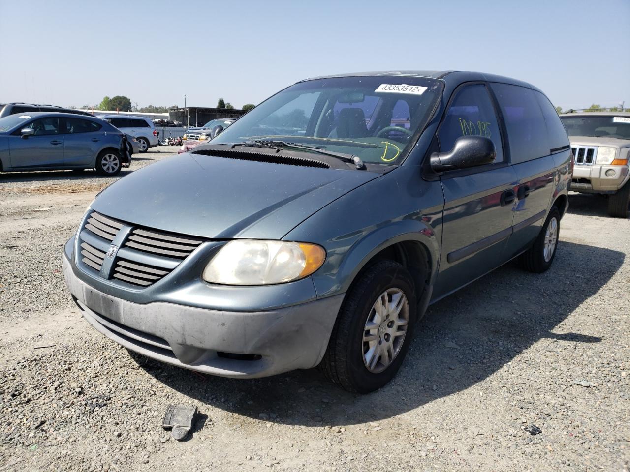Photo 2 from auction – 2005 DODGE CARAVAN SE with VIN 1D4GP25B75B325775