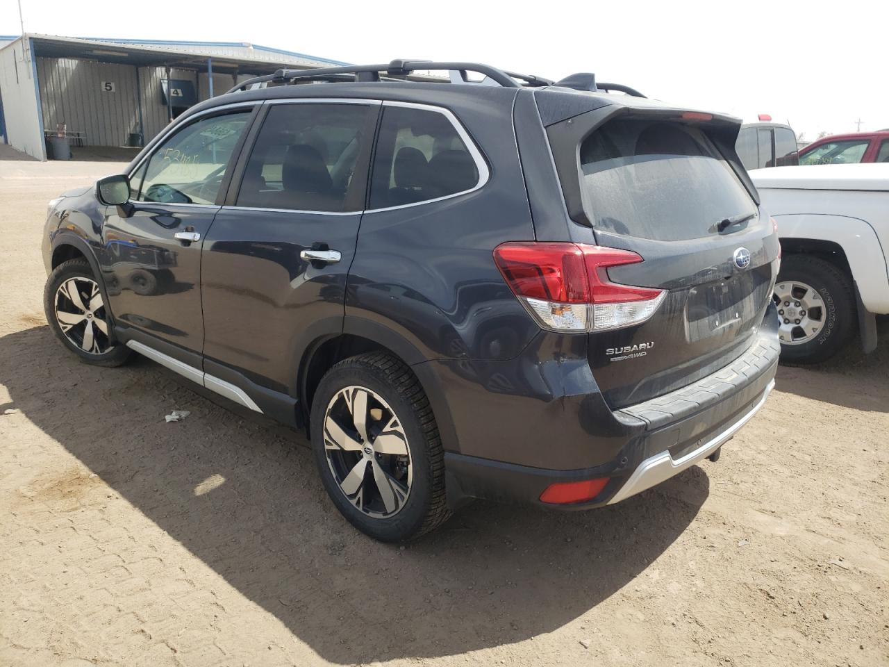 Photo 3 from auction – 2019 SUBARU FORESTER T with VIN JF2SKAWC3KH478249
