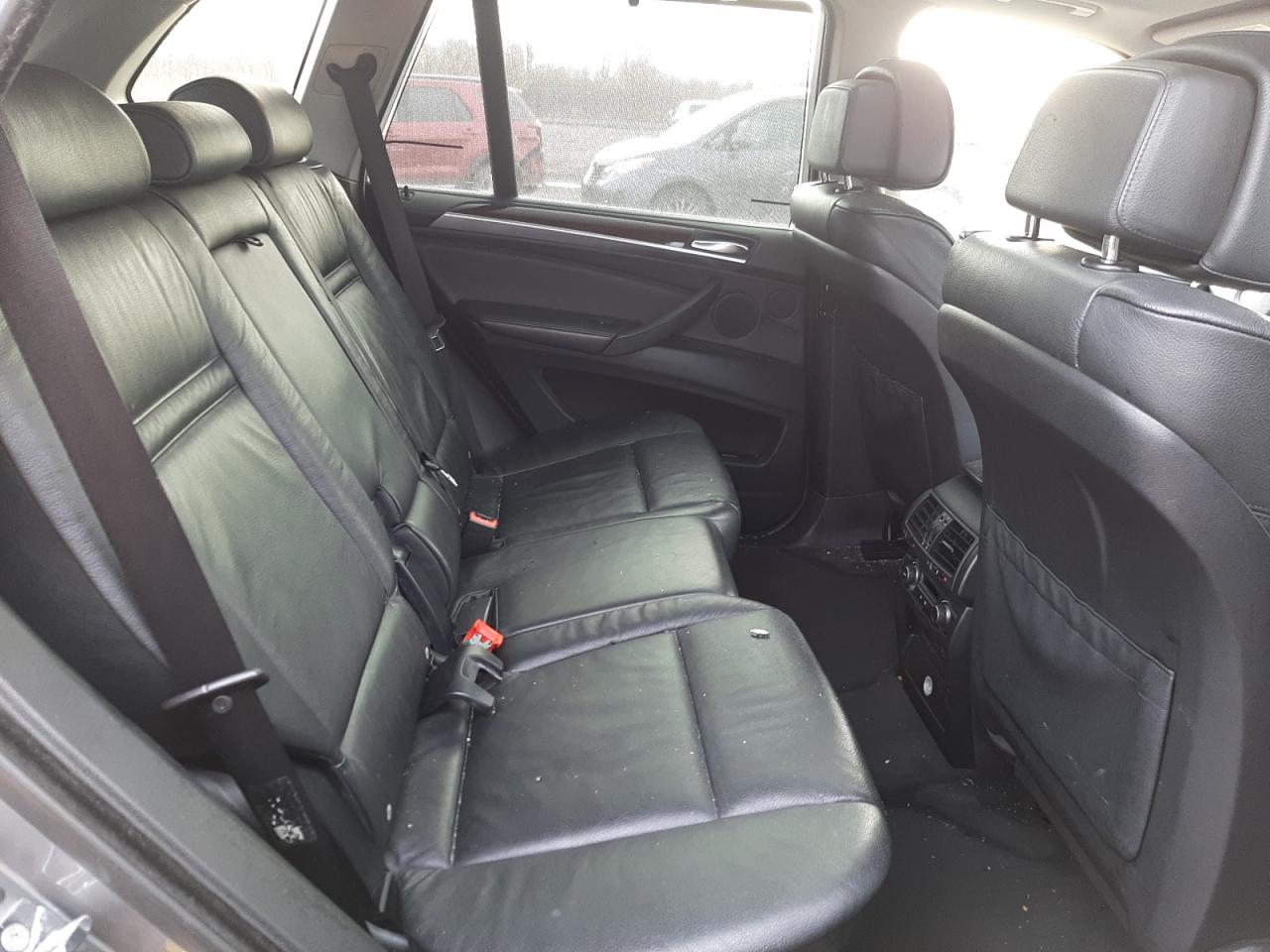 Photo 6 from auction – 2008 BMW X5 3.0I with VIN 5UXFE43598L008164