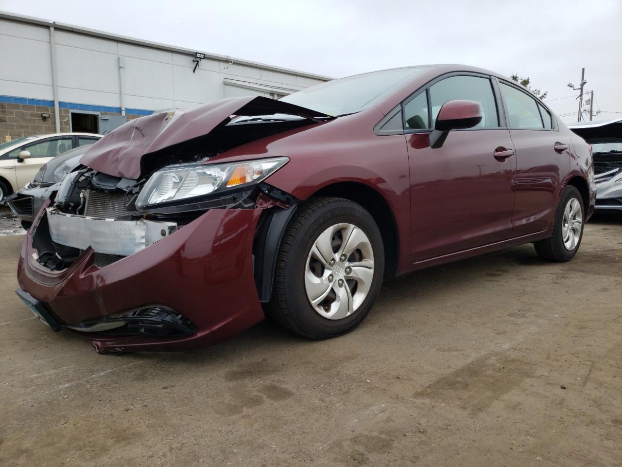 Photo 2 from auction – 2013 HONDA CIVIC LX with VIN 2HGFB2F53DH596002