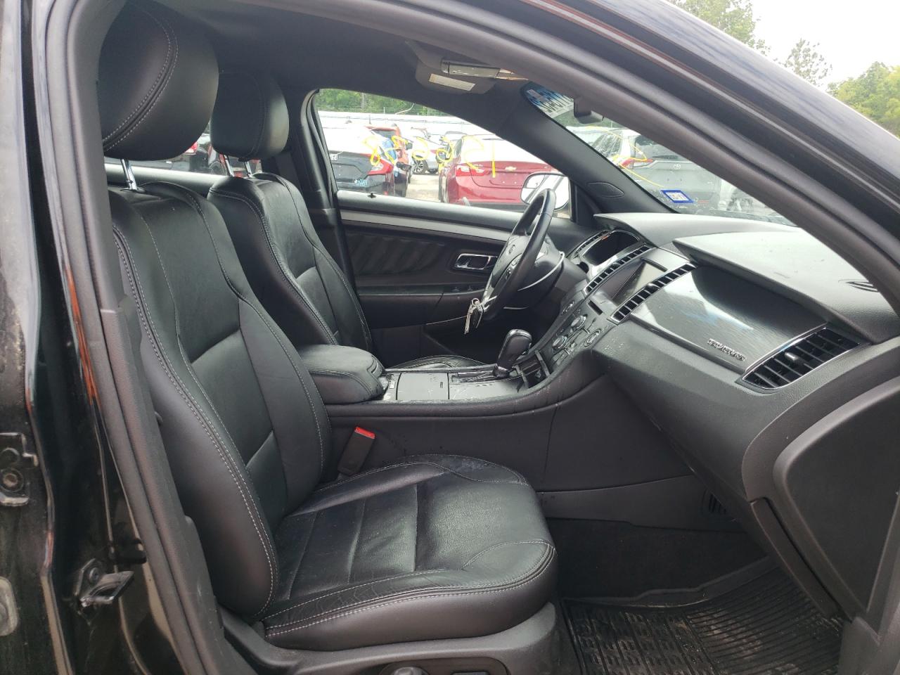 Photo 5 from auction – 2015 FORD TAURUS SEL with VIN 1FAHP2E86FG194001